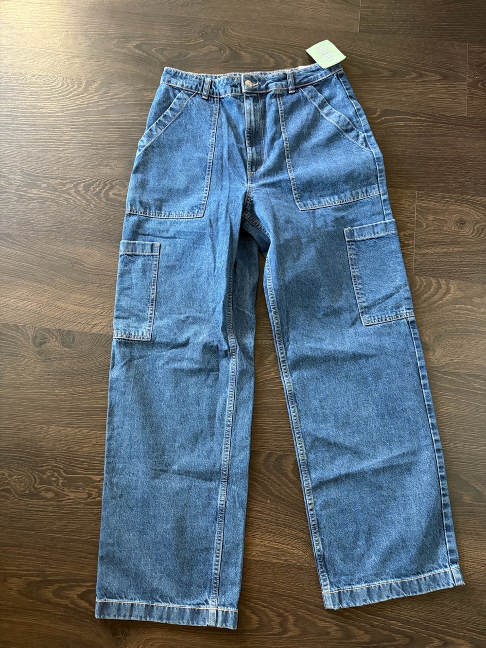 NWT- wide leg cargo jeans